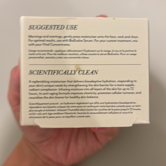 Veracity bioevolve moisturizer - Picture 4 of 5